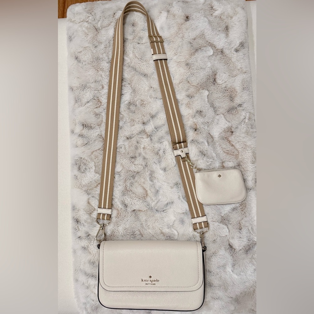 Kate Spade Ivory Crossbody - Picture 4 of 10